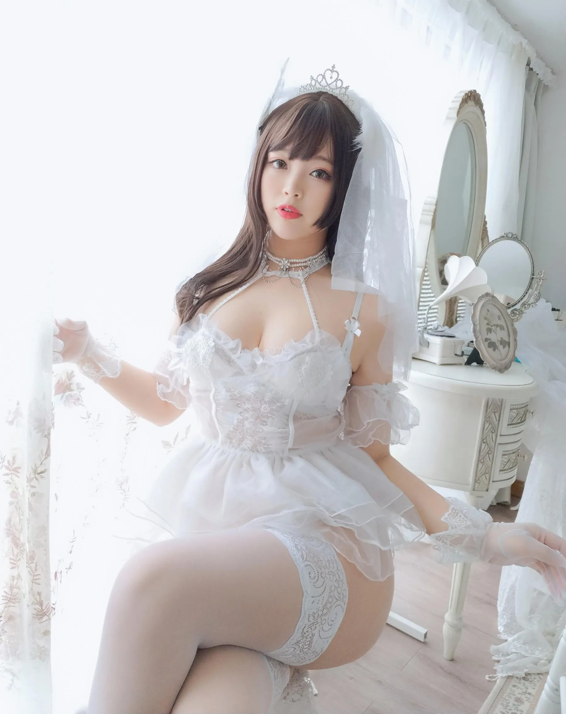 白烨 – NO.09 白天鹅自拍 [25P]插图3